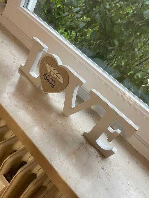 Fewo Boho 110 Qm Mit Bergblick 3 Min Bahnhof Appartement Laufen Buitenkant foto