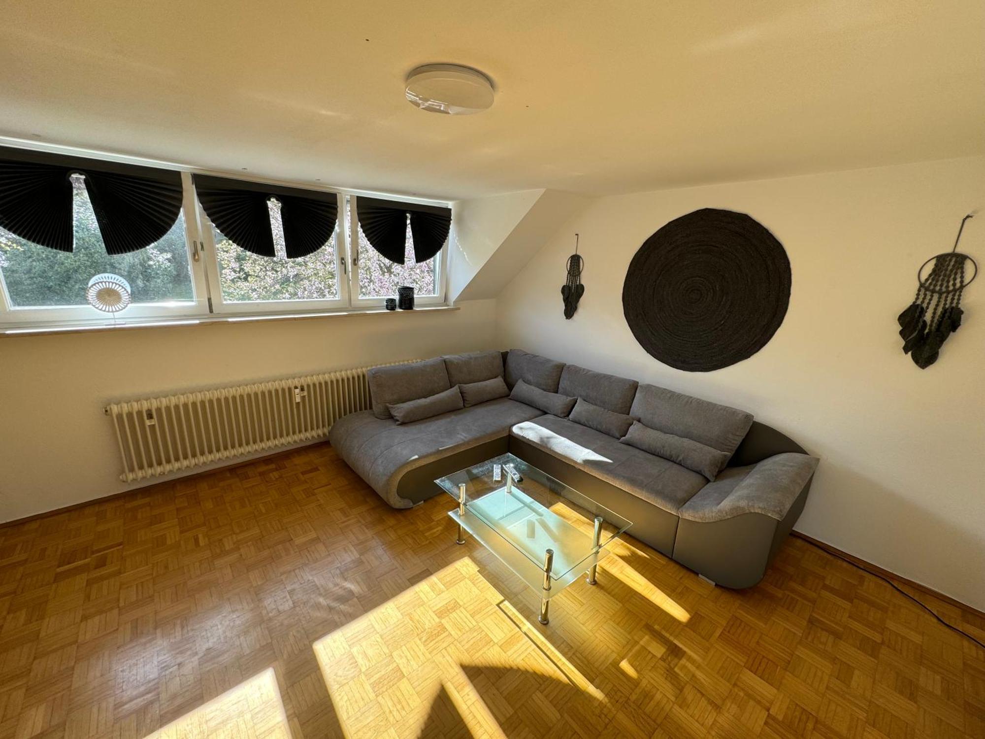 Fewo Boho 110 Qm Mit Bergblick 3 Min Bahnhof Appartement Laufen Buitenkant foto